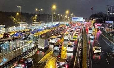 İstanbul’da yağış trafiği felç etti: Yoğunluk yüzde 81’e çıktı