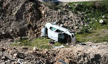 Denizli'de otomobil boş araziye uçtu: 4 yaralı #denizli
