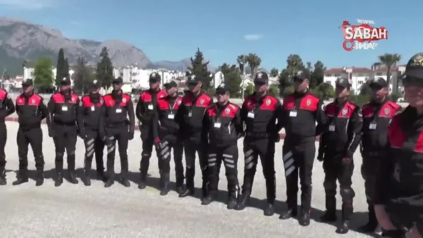 Yunus timleri dünyayı eğitiyor... Eğitimlere Türkiye’nin değişik illerinden gelen 48 motosikletli polis katıldı