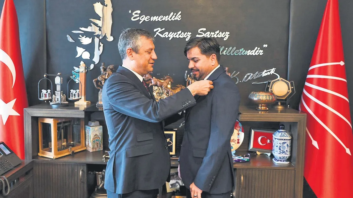 Özel’in umudu ‘bankamatik’ Arif