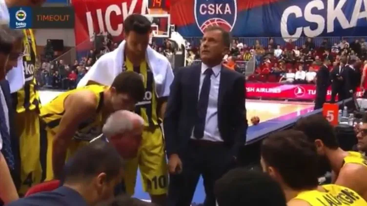Fenerbahçe Beko başantrenörü Zeljko Obradovic’ten oyuncularına küfür!