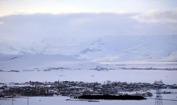 Doğu’da kar ve soğuk hava devam ediyor #ardahan Doğu’da kar ve soğuk hava devam ediyor #ardahan