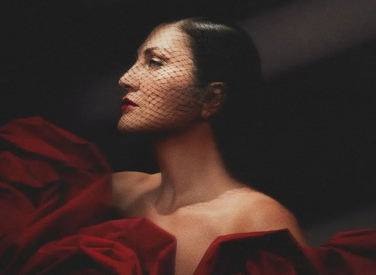 Sibel Can’dan şok itiraf! Saplantılı hayranı kabusu yaşattı...