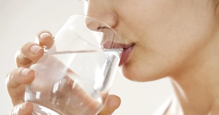 Yaz aylarında bol su içmek bağışıklığı güçlendiriyor