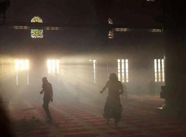 İsrail güçleri Mescid-i Aksa'yı bastı