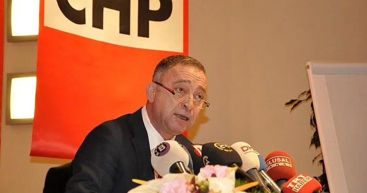 CHP’den ihraç edilmişti! Ümit Kocasakal’dan Kılıçdaroğlu’na sert tepki: 3 Aralık’ta açıklanan vizyon CHP’nin köklerinden kopuşudur...
