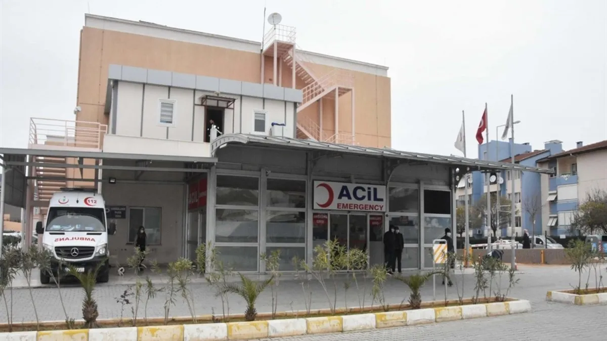 İzmir'de acil servis doktoruna darp: Yağmur tutuklandı Sinem serbest!