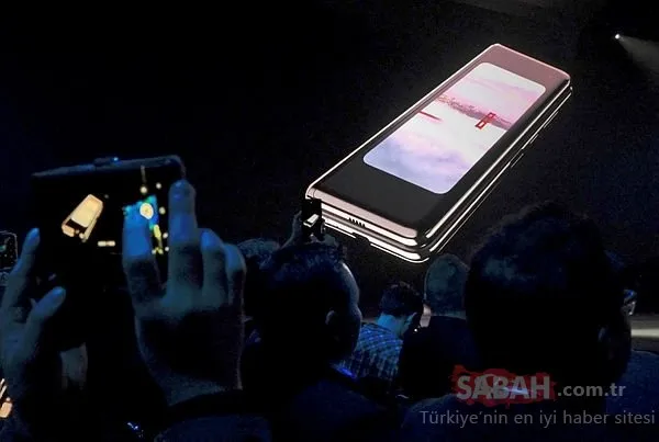 İşte karşınızda katlanabilir ekranlı telefon Samsung Galaxy Fold