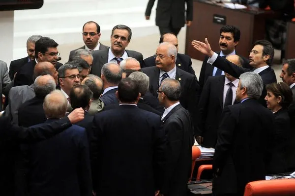 Anayasa görüşmelerinde 2.gün