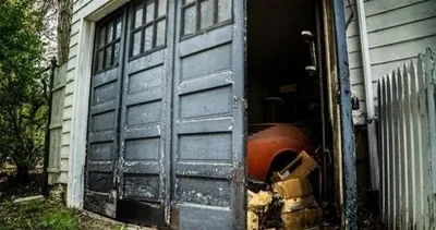 Müzayedede satın aldığı evin garajına girdi sevinçten havalara uçtu! Servet değerinde