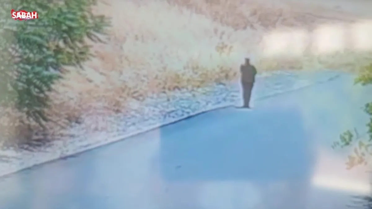 Başkentte yangını çıkaran şüpheli kameraya böyle yakalandı Başkentte yangını çıkaran şüpheli kameraya böyle yakalandı