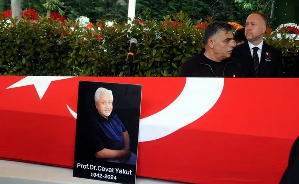 duayen-kalp-cerrahi-prof-dr-cevat-yakut-son-yolculuguna-ugurlandi-1715258754497.jpg
