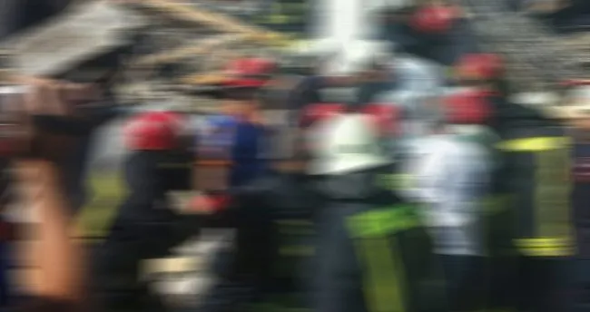 Kız öğrenci yurdunun çatısı çöktü