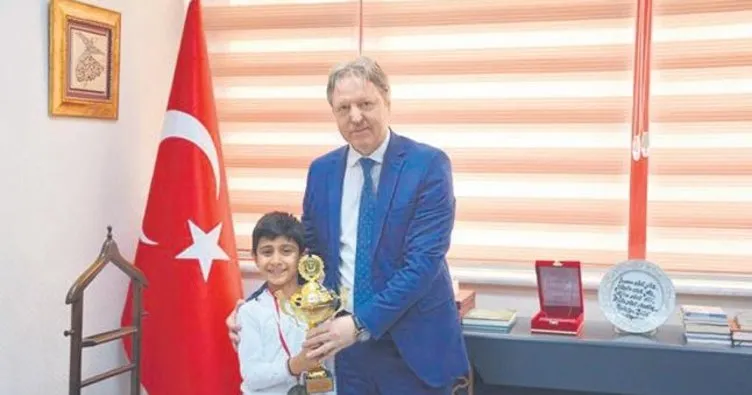 Elastik çocuk Türkiye şampiyonu