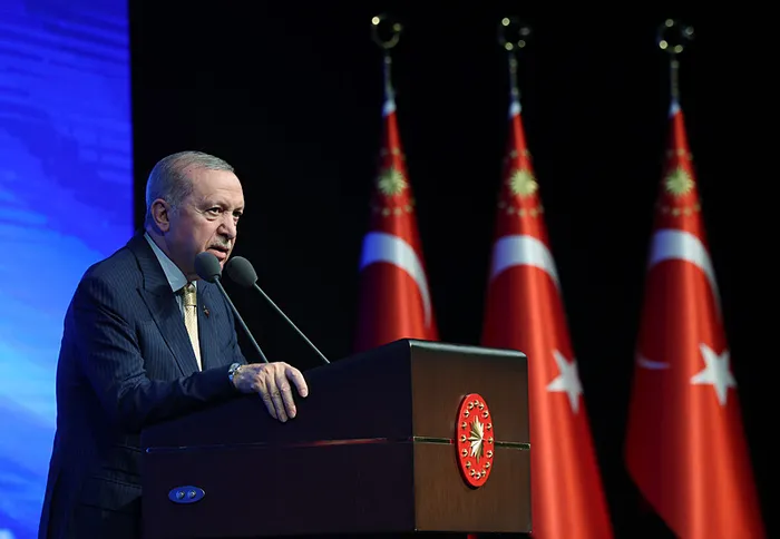 baskan-erdogan-kabineyi-bestepede-topluyor-iste-masadaki-kritik-gundem-maddeleri-1782794555425.jpg