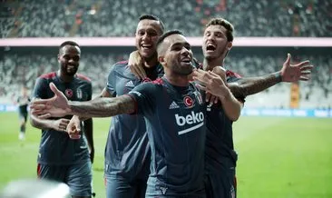 Son dakika: Alex Teixeira’dan müthiş başlangıç! Beşiktaş 10 kişiyle kazandı...