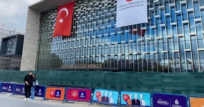 İBB AKM önüne bariyer koydu