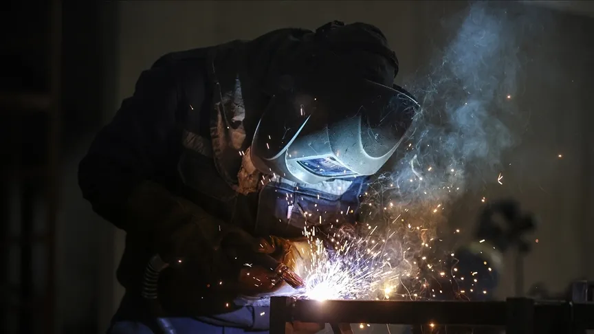 Çin imalatı yavaşladı Çin imalatı yavaşladı