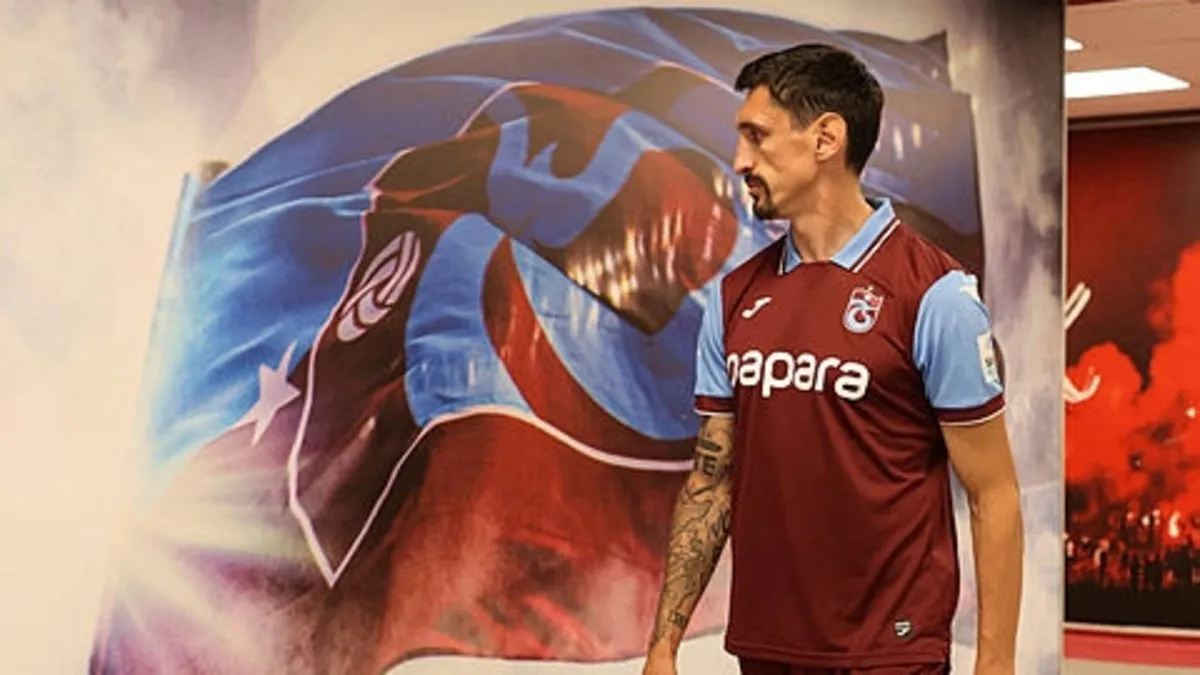 Trabzonspor'un yeni transferi Stefan Savic: Sahada konuşurum