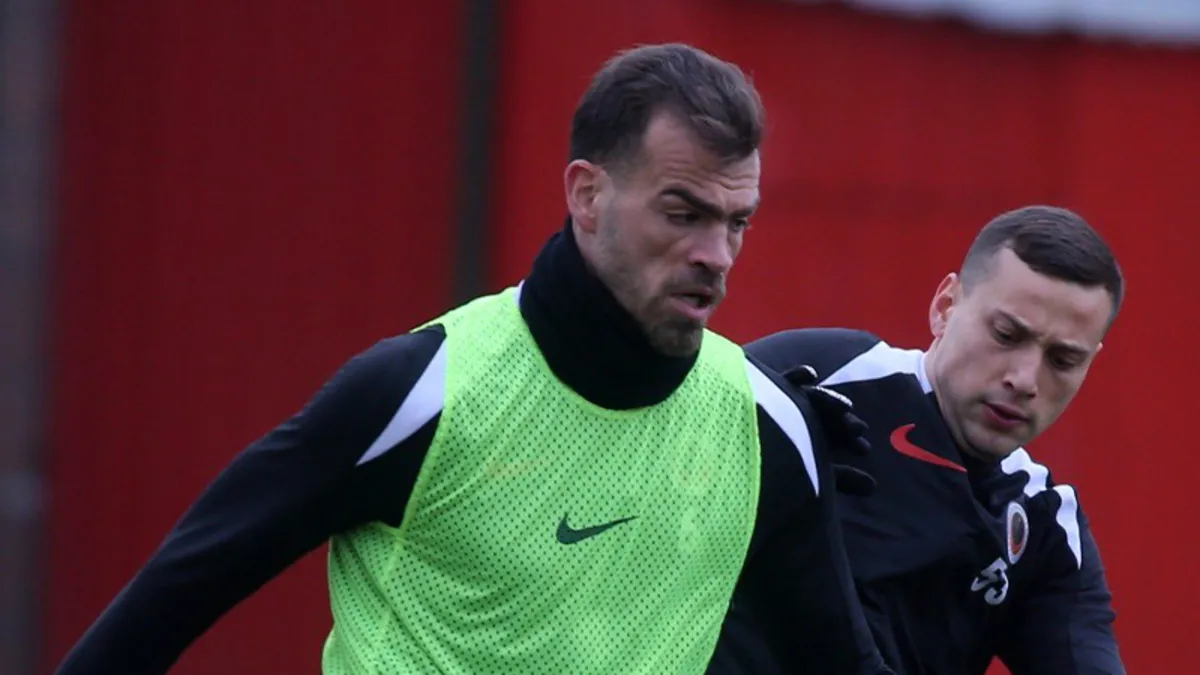 Gençlerbirliği’nde Fenerbahçe hazırlıkları hız kesmedi! Gençlerbirliği’nde Fenerbahçe hazırlıkları hız kesmedi!