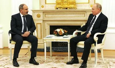İstifa etmeye hazırlanan Paşinyan, Putin ile Karabağ’ı görüştü