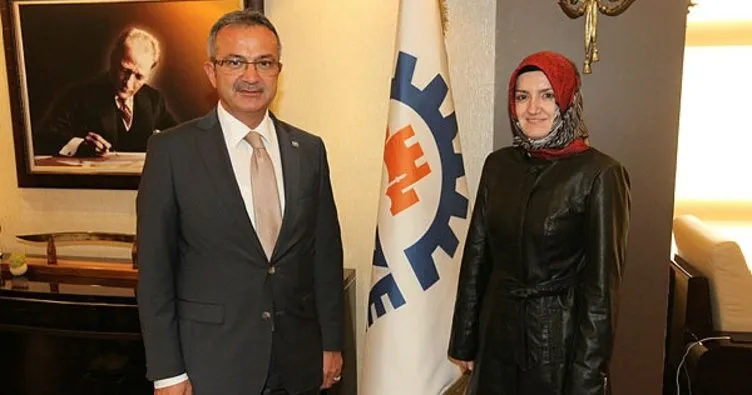 AK Parti Gebze Kadın Kolları Başkan adayı Uzuner, Başkan Köşker’i ziyaret etti