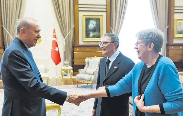 aziz-sancardan-erdogana-ziyaret-1793047660359.jpeg