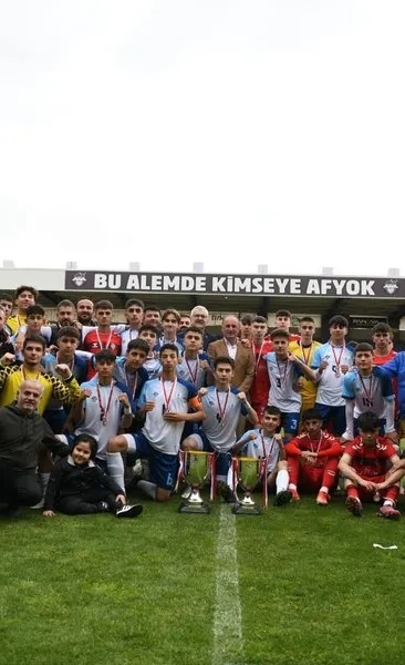 U-16’ların Türkiye şampiyonu Selçuklu oldu