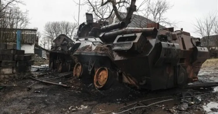 Ukrayna açıkladı: Rus ordusu 20 bin 300 asker, 165 uçak, 146 helikopter ve 773 tankını kaybetti