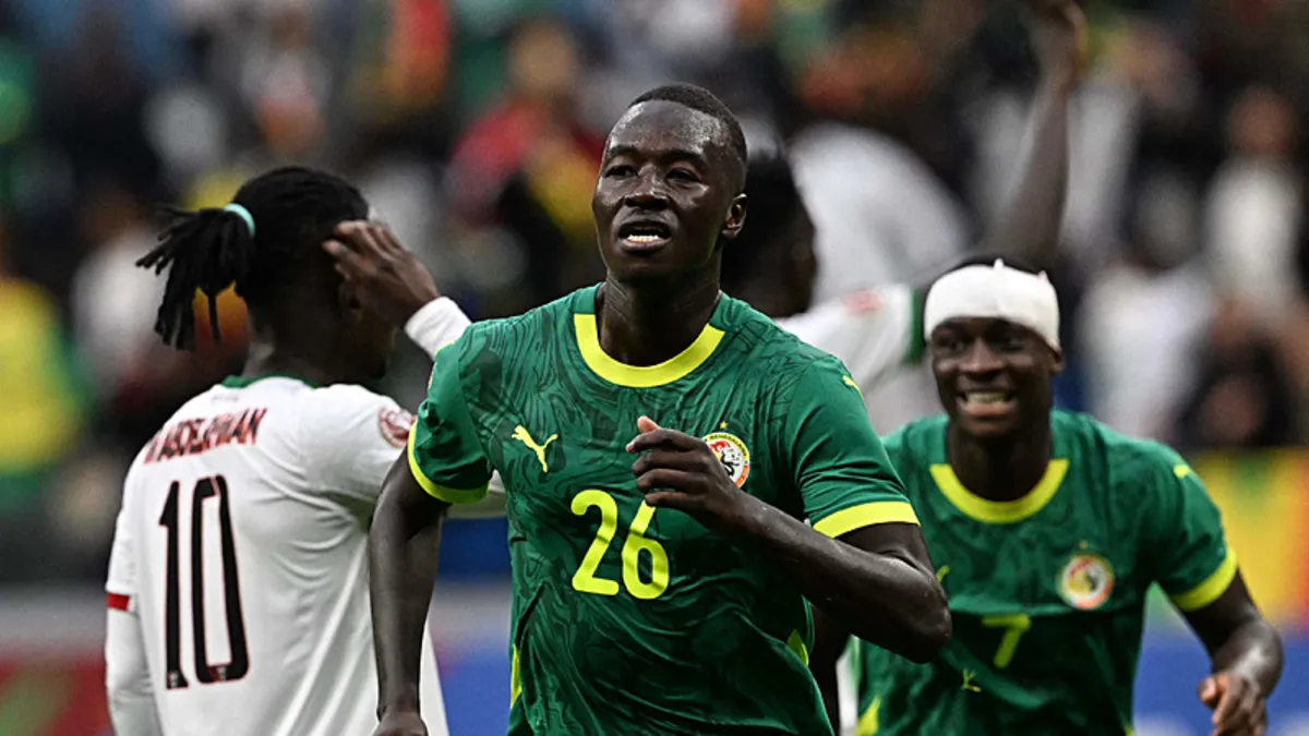 Galatasaray’da Pape Gueye hamlesi!