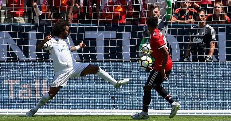 Dünya devleri Real Madrid Manchester United karşı karşıya geldi! Kazanan Manchester United oldu 2017