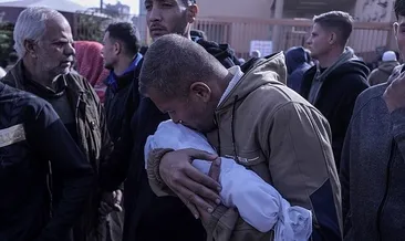 Gazze’de bir bebek daha donarak öldü