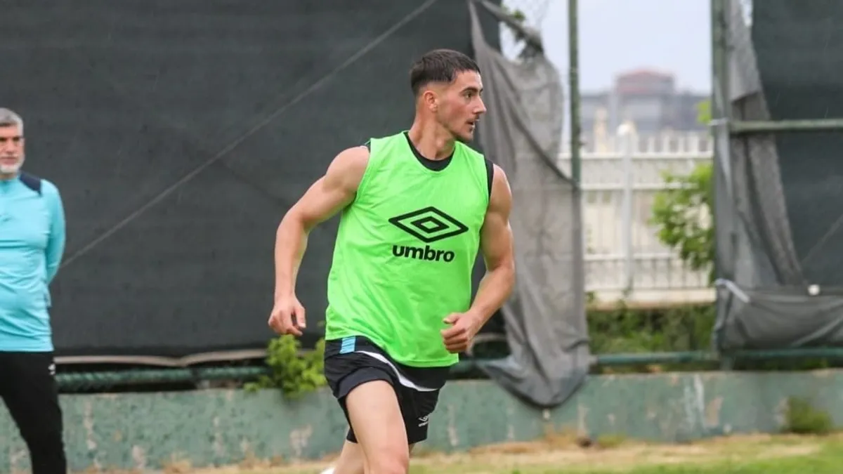 Erzurumspor FK futbolcuları antrenman yapıyor
