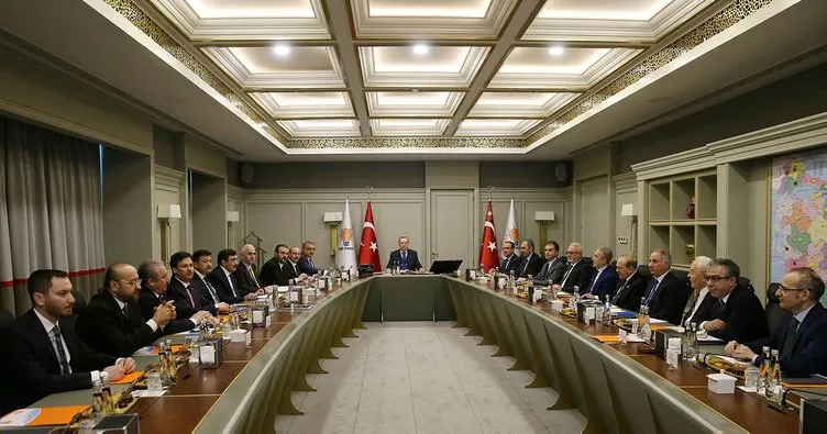 Son Dakika: Cumhurbaşkanı Erdoğan’ın, Uyum Komisyonu üyeleriyle toplantısı bitti