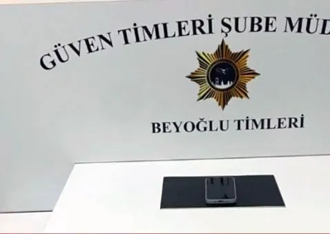 caddede-uyuyan-sahisin-cep-telefonunu-caldi-yakalanip-cezaevine-gonderildi-1787572311344.jpg