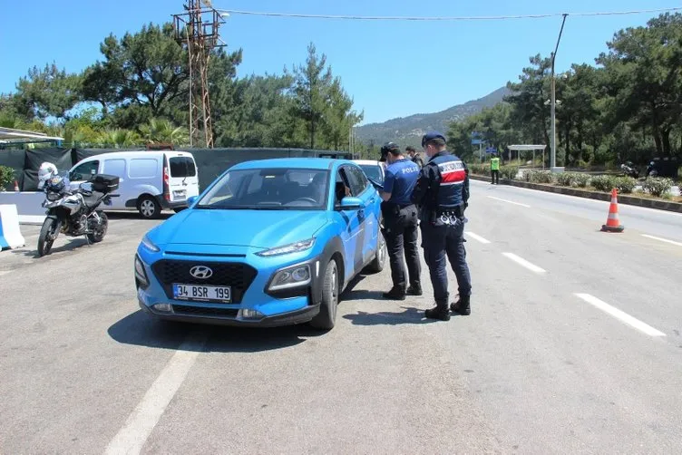 Yasağın kalktığı Bodrum'a akın ettiler...