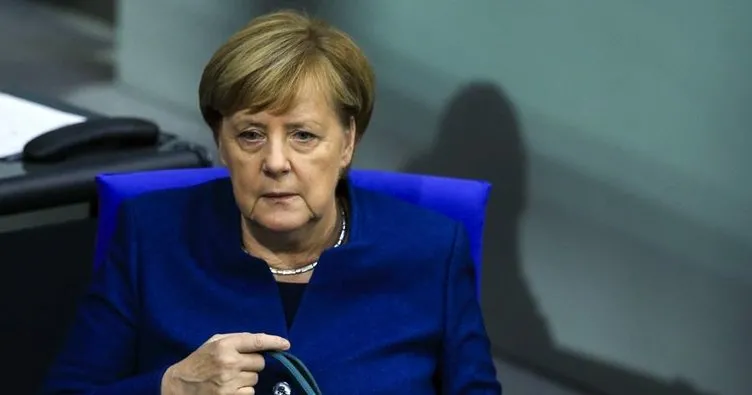 Merkel: Brexit konusunda tüm senaryolara hazırlanıyoruz