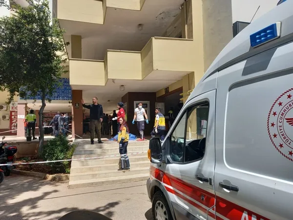 mal-paylasiminda-kan-akti-doktor-kuzenini-oldurdu-1652182452856.jpg