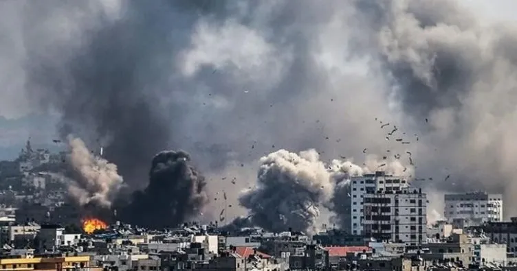 İsrail Gazze’de yerinden edilmiş Filistinlilerin çadırını bombaladı: 12 kişi hayatını kaybetti