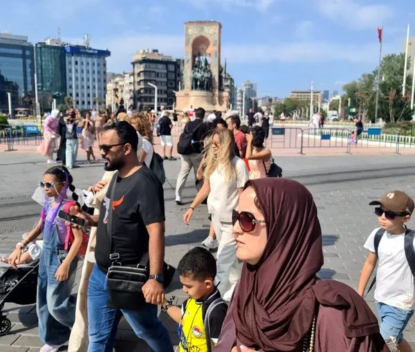 İstanbul'da Fırtına Etkili Olmaya Devam Ediyor