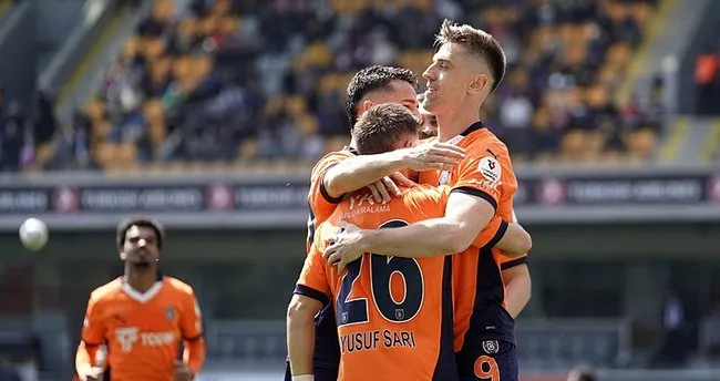 Gaziantep FK - Başakşehir maçında 3 gol, 3 kırmızı kart! 10 yıl sonra bir ilk...