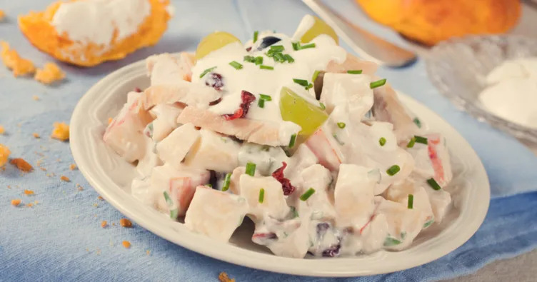 Patlıcanlı tavuk salatası tarifi