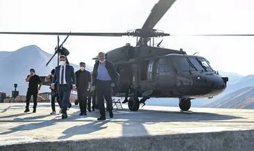 Bakan Soylu sınırda incelemelerde bulundu Bakan Soylu sınırda incelemelerde bulundu