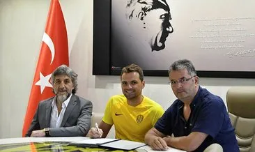 Ankaragücü Ante Kulusic’in sözleşmesini uzattı