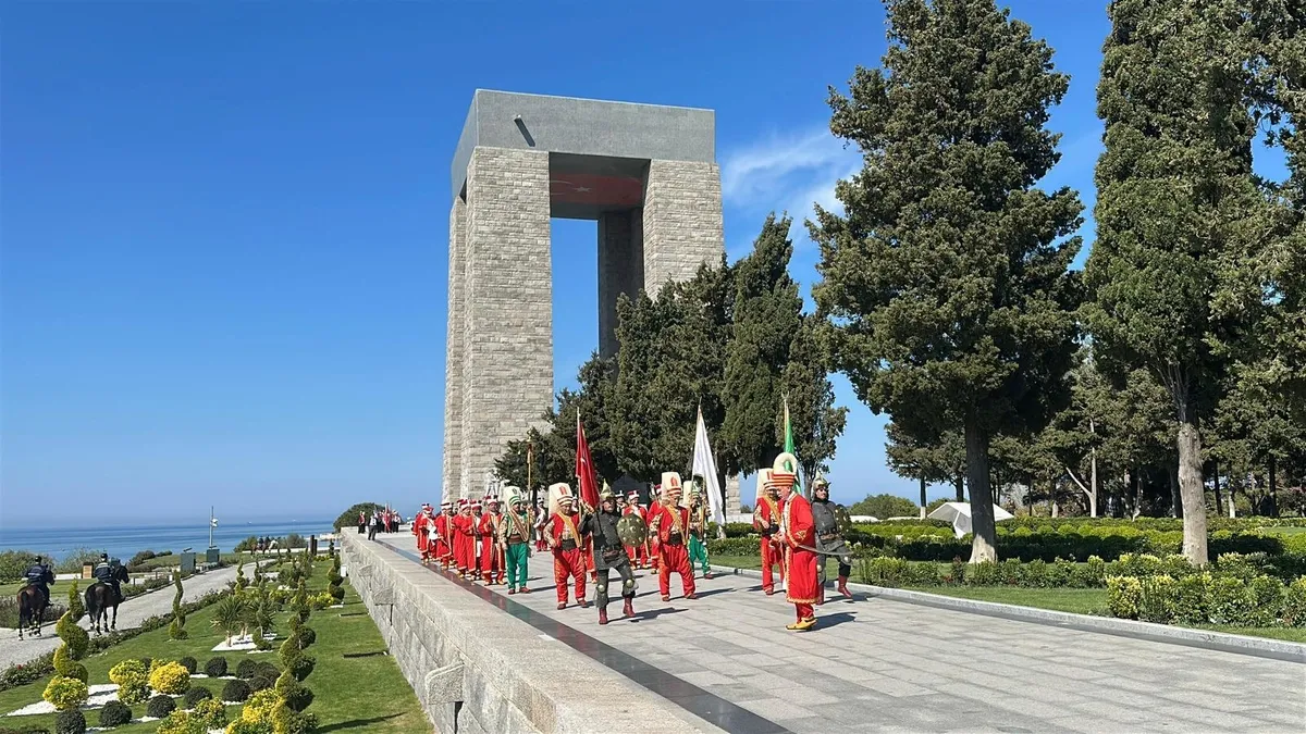 Çanakkale’de 111. yıl anmaları: Tarih ve hafıza bir kez daha canlandı Çanakkale’de 111. yıl anmaları: Tarih ve hafıza bir kez daha canlandı