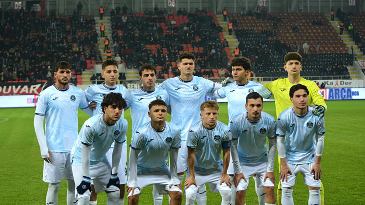 Adana Demirspor’un Küme Düşüşü: Futbolseverler Şokta mı? - Görsel 1