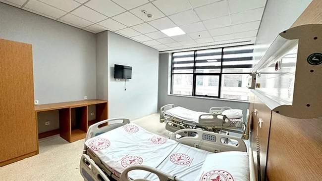 devlet-hastanesinde-otel-konforu-1765867605550.jpg