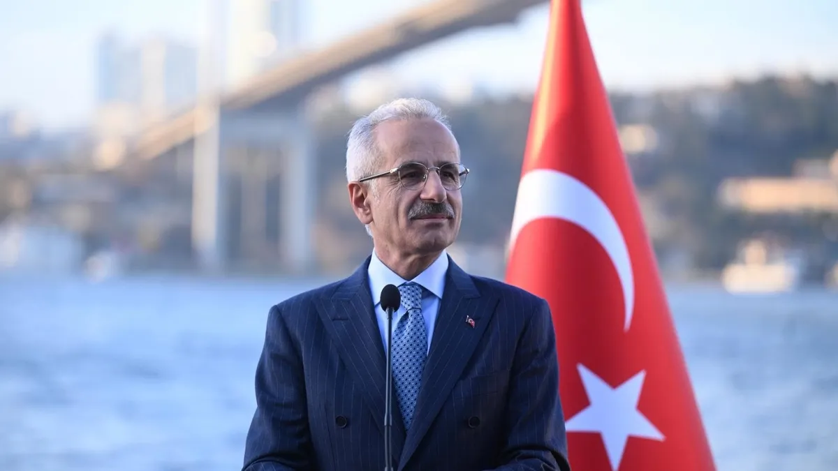 Türk boğazları dünya ticaretinin merkezinde! Bakan Uraloğlu: “2025’te 84 bin 640 gemi geçti” Türk boğazları dünya ticaretinin merkezinde! Bakan Uraloğlu: “2025’te 84 bin 640 gemi geçti”