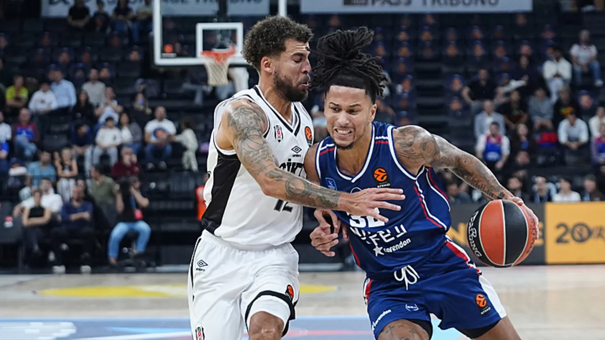 EuroLeague’deki Türk derbisinde kazanan Anadolu Efes