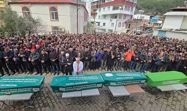 Bayram ziyaretinden dönüyorlardı: Kazada ölen anne, baba ve 3 çocuğu yanyana toprağa verildi #adana